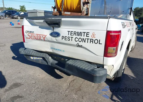 2015 Ford F-150 Xl z USA, uszkodzony, nr VIN 1FTMF1CP8FFB70918